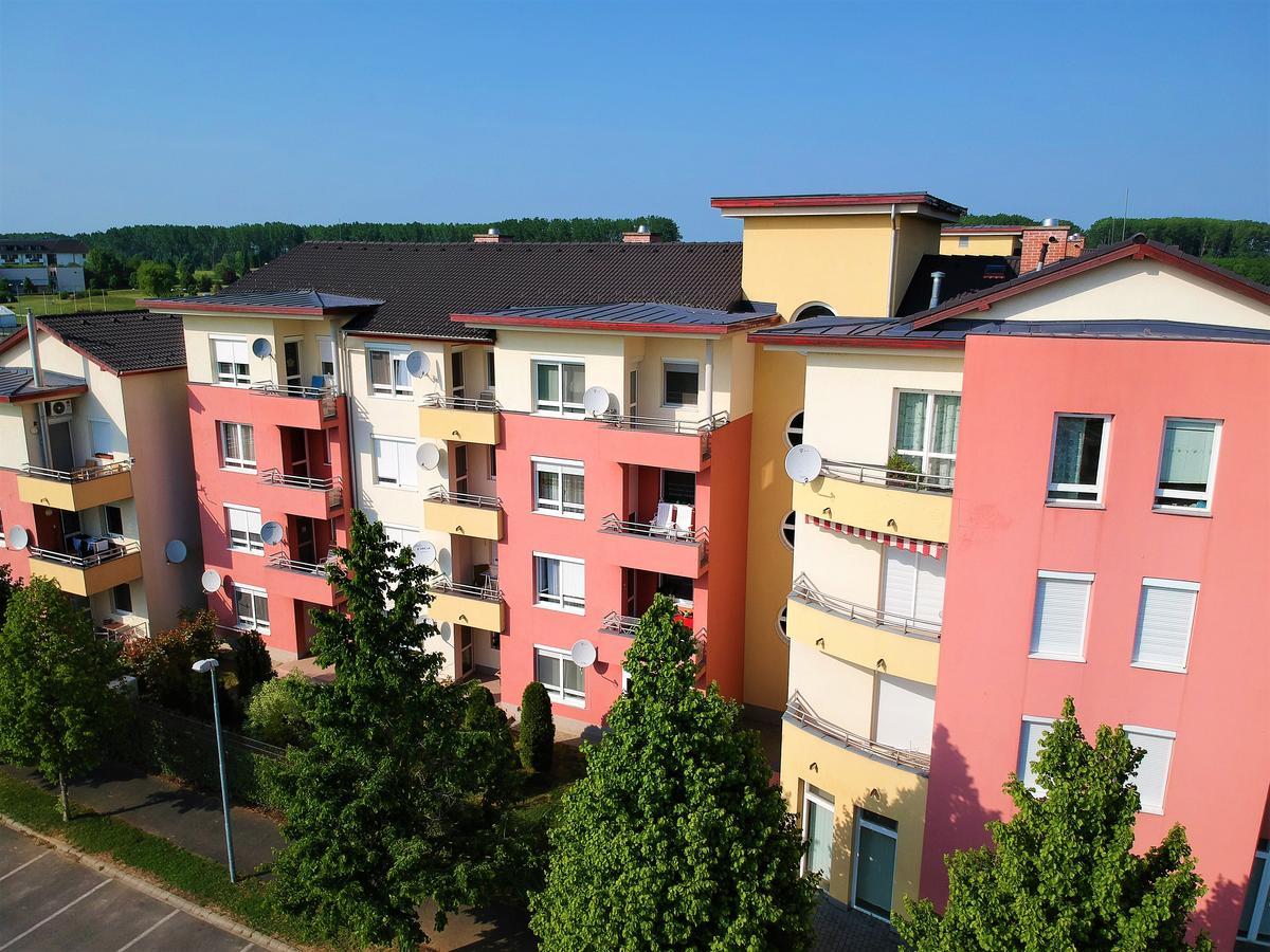 Hanna Apartman Bük エクステリア 写真